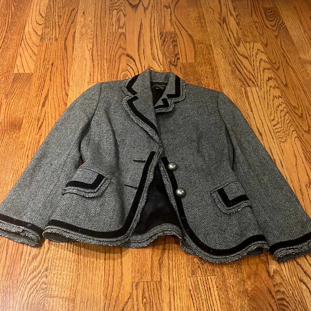 Banana Republic Woman’s Black Blazer Size 0